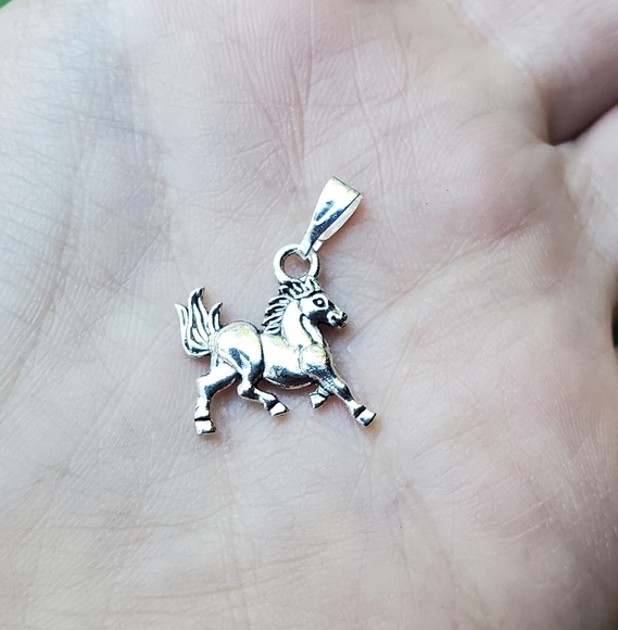 New Mini Horse Charm - Picture 6 of 8